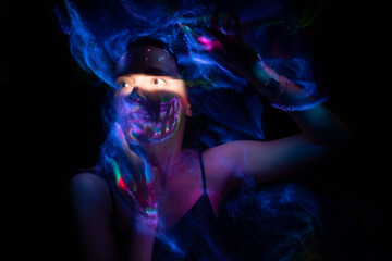 light painting portrait, new art direction, long exposure photo without photoshop, light drawing at long exposure