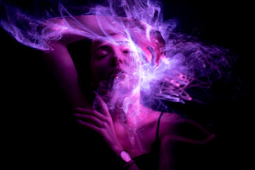 light painting portrait, new art direction, long exposure photo without photoshop, light drawing at long exposure