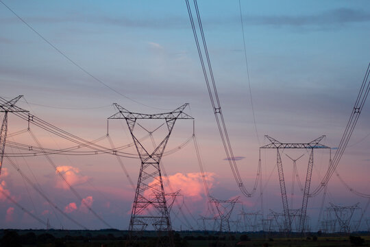 A rede de transmiss&atilde;o de energia para o desenvolvimento