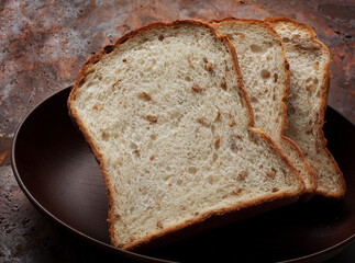 ライ麦入り食パン