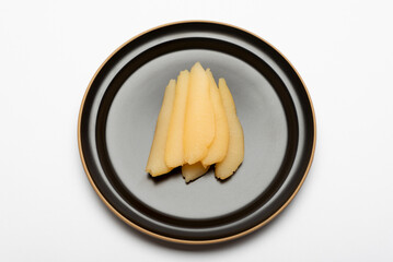 お皿に盛り付けた数の子