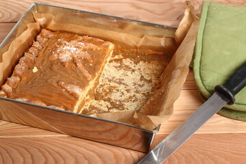 Shortcrust pastry cake covered with fudge caramel cream. Mazurek, Poland. - obrazy, fototapety, plakaty