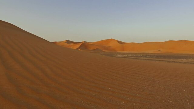 Abu Dhabi Dubai Sharjah Desert Time-lapse