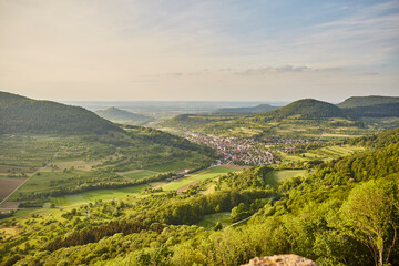 Obraz premium Schwäbische Alb (Swabian Alb) near Stuttgart – Germany, Beautiful View, Hilly, Landscape, green, village, horizon, cloudscape