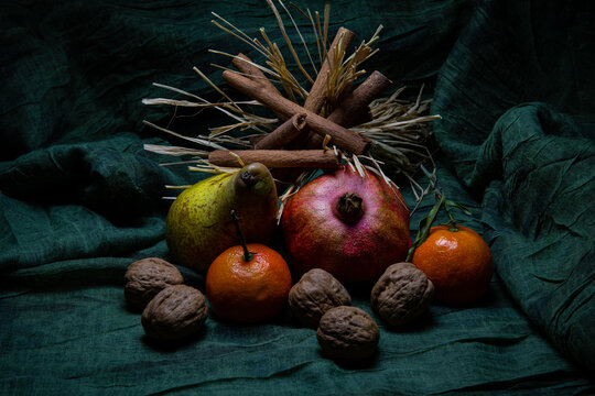 Light painting fruit