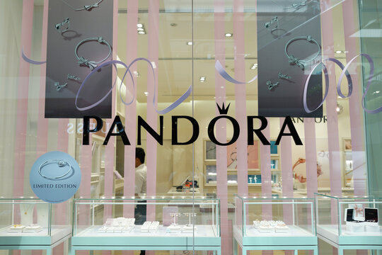 Pandora Jewelry Store in Marina Bay Sands Mall, Singapore. Pandora is known for its customizable charm bracelets, designer rings and necklaces. SINGAPORE - APR 21, 2018.