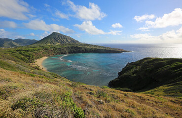 Fototapeta na wymiar Landscape with Hanauma Bay - Oahu, Hawaii