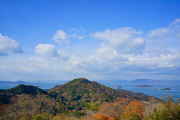 Fototapeta premium 初冬の瀬戸内海と島々(香川県高松市)