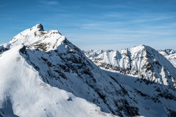 Fototapeta na wymiar Alps in Valle d'Aosta 