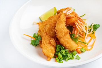 Fried Shrimps tempura with fresh salad