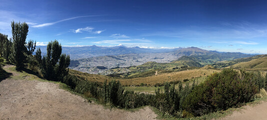 Panorámica del volcán Cotopaxi - Ecuador