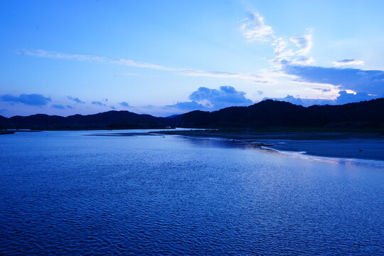  Kumano Beach at dusk in Tanegashima, Kagoshima, Japan - 鹿児島県 種子島 熊野海水浴場の夕暮れ - Powered by Adobe