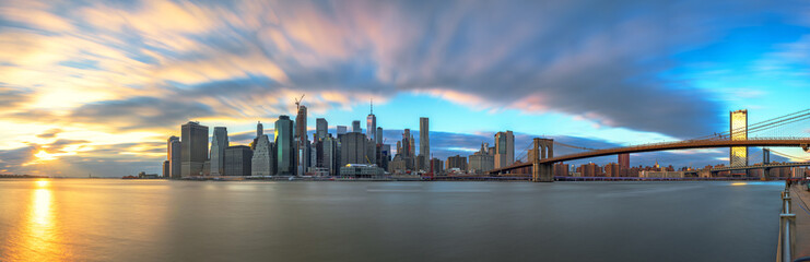 Fototapeta na wymiar New York City on the East River
