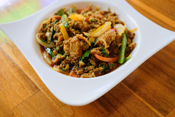 soft shell crab stir fried with curry powder paste, bell pepper, onion