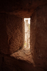 Cast wall arrow slit