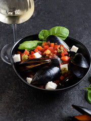 Mussels in tomato sauce