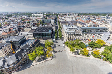 Ausblick von der gotischen Kathedrale von Reims in Frankreich