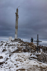 Subida al Ernio con nieve nevado