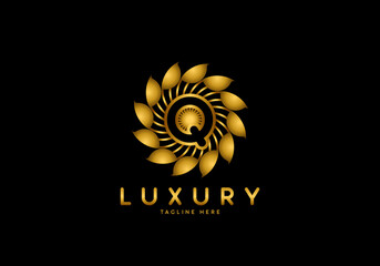 Letter Q Golden Flower, Luxury logo template, circle ornament.