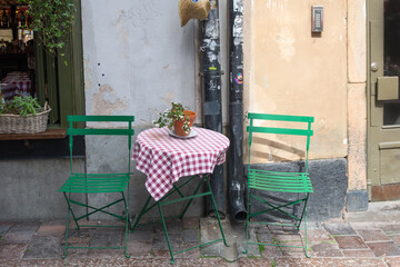 Bistrotisch in der Altstadt