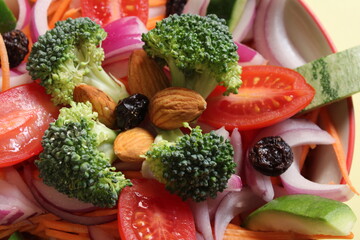 Cuenco con variedad de vegetales