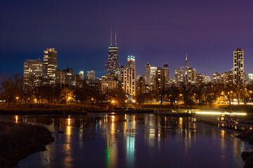 Fototapeta na wymiar Chicago Skyline from the Bridge over the South Pond, Lincoln Park