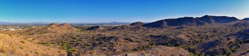 Fototapeta na wymiar South Mountain Park and Preserve Views from Pima Canyon Hiking Trail, Phoenix, Southern Arizona desert. United States.