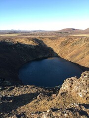 lake and mountains © Anabelle