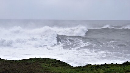 waves crashing on rocks