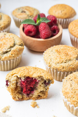 raspberry muffins 