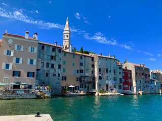 Rovinj Istrien Kroatien Adria Mittelmeer - Altstadt mit Gassen im Sommer