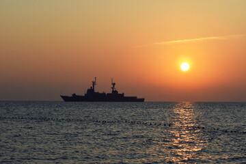 Obraz premium sunset over the sea