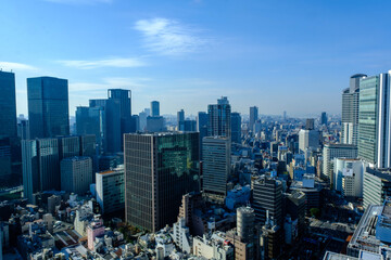 大阪駅前第三ビルの展望デッキより梅田の高層ビル群をのぞむ