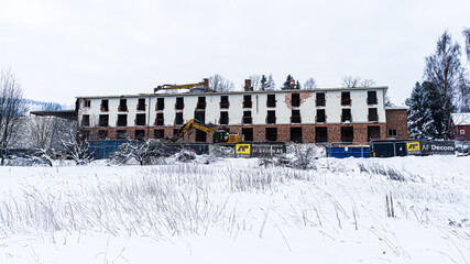 Fototapeta na wymiar Demolition of building 