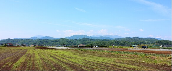 丹沢の山々　相模原市田名より