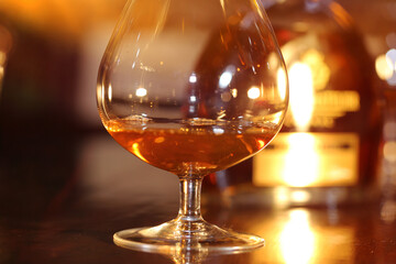 Nahaufnahme von einem Glas Cognac