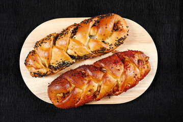 Bread pastry puff starter appetizer butter zater thyme black seed 