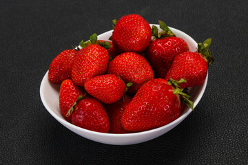 Sweet strawberry in the bowl