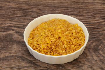 Vegetarian cuisine - dry bulgur for cooking