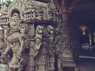 Fototapeta na wymiar Hutheesing Jain Temple in Ahmedabad ,Gujarat ,india