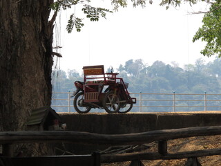pousse-pousse au LAOS