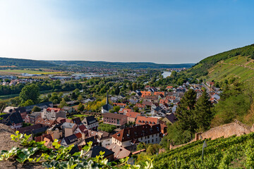 Fototapeta na wymiar Blick über die Stadt Klingenberg am Main in Unterfranken, Bayern, Deutschland 