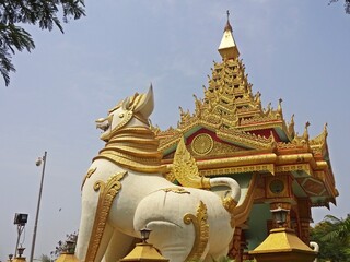 Fototapeta premium Global Vipassana Pagoda, Mumbai,india