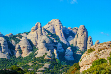 Panorñamica de la Montaña de Montserrat en Barcelona, España