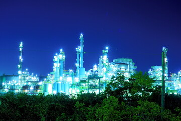Fototapeta na wymiar 【大阪府】堺泉北臨海工業地帯の夜景 / 【Osaka 】Nightview of Sakai Senboku Coastal Industrial Area