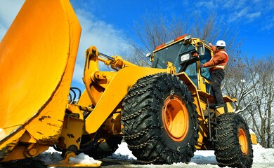 除雪ドーザー出動・整備点検・オペレーター  © godfather