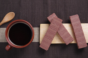 Wafers with filling and coffee