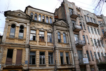 Fototapeta na wymiar An old beautiful building in the center of Kiev.