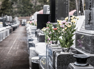 お墓・墓地・お墓参り　イメージ
