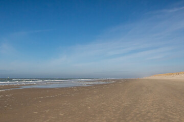 Fototapeta na wymiar Meer mit Strand